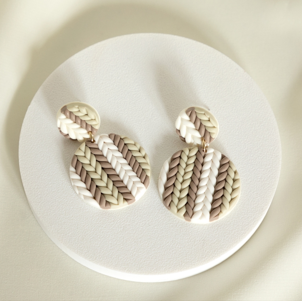 Olive Knit Earrings - Picture 1 of 6